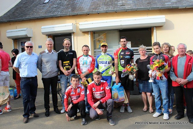 PODIUMS DE LAVARDIN 12/4